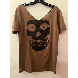 Mystery T, size xl with raw scoop neck